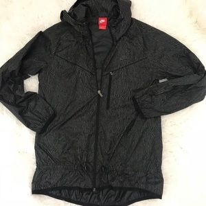 Nike zebra windbreaker